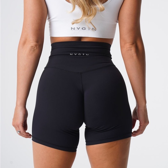 NVGTN Solid Seamless Black Biker Shorts - Picture 2 of 8